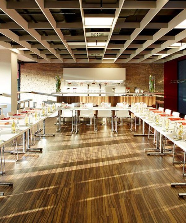 GeißbockLounge at RheinEnergieSTADION with U-shaped table arrangement